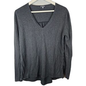 Lilla P Women's Gray Mixed Media Long Sleeve V-Neck Top Size Large